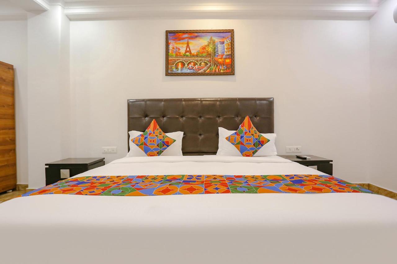 Hotel Fabexpress Taj Residency Near Yashobhoomi Convention Centre Delhi  Esterno foto